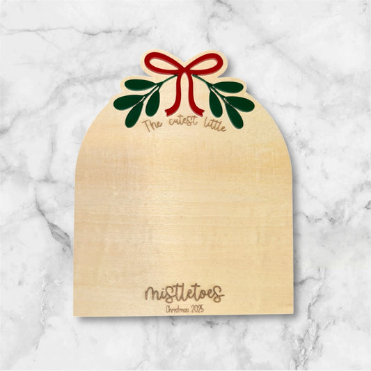 (BOUTIQUE ) Mistletoes board